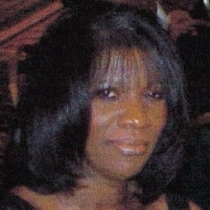 Meet your Posher, Deedee